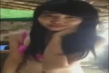 Dokumentasi Gadis Eneng Cantik Live Kasur Mandi